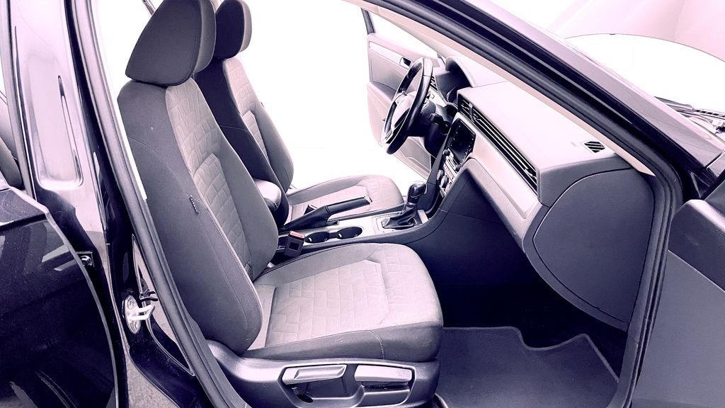 Volkswagen Passat Comfortline 2020