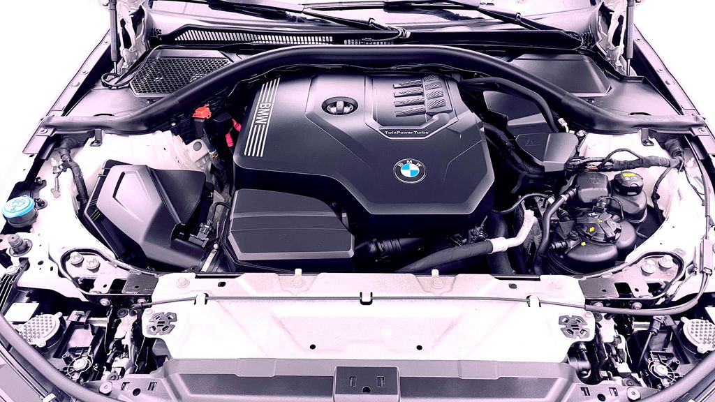BMW 3 Series 330i xDrive 2021
