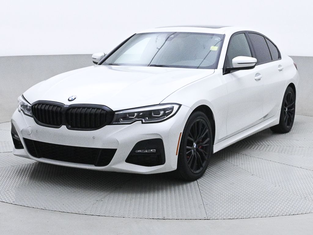 BMW 3 Series 330i xDrive 2021