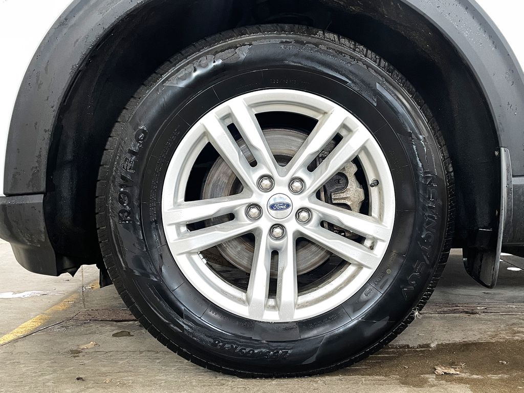 Ford Explorer XLT 2021