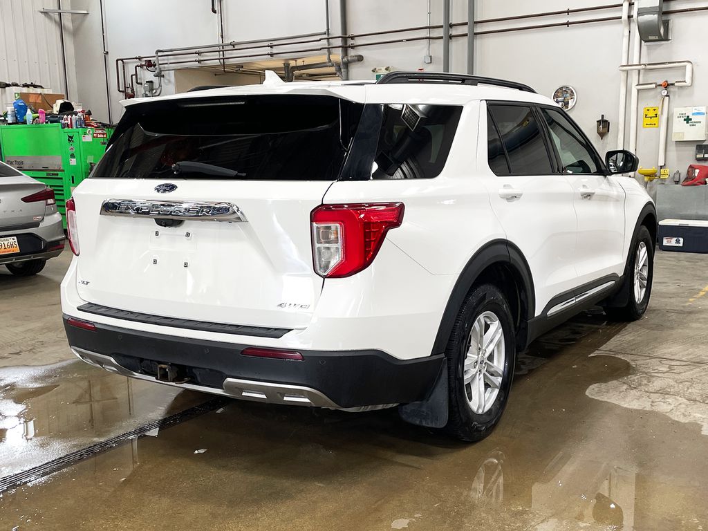 Ford Explorer XLT 2021