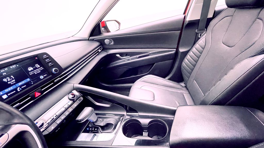 Hyundai Elantra Ultimate 2021