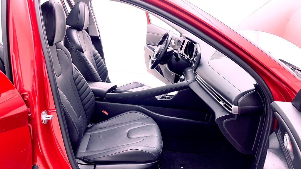 Hyundai Elantra Ultimate 2021