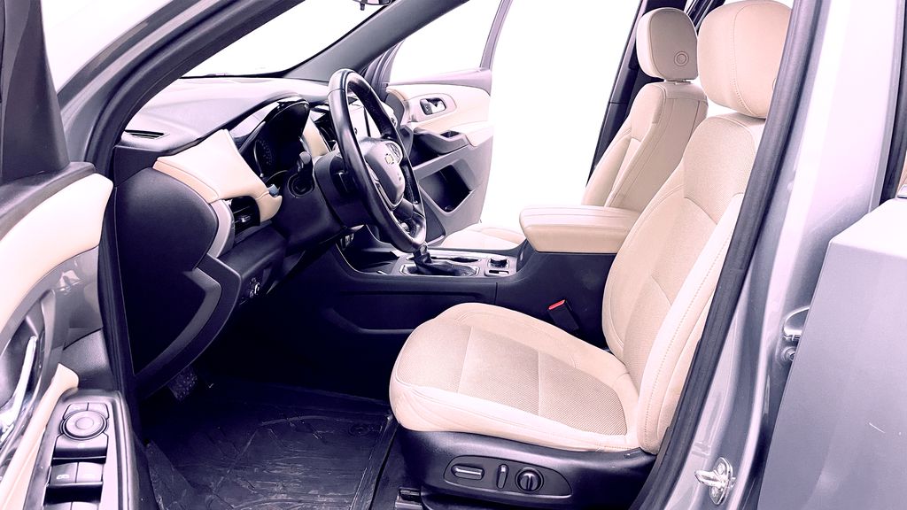 Chevrolet Traverse LT Cloth 2023