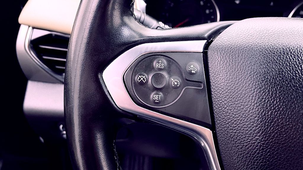 Chevrolet Traverse LT Cloth 2023