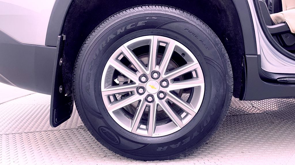 Chevrolet Traverse LT Cloth 2023