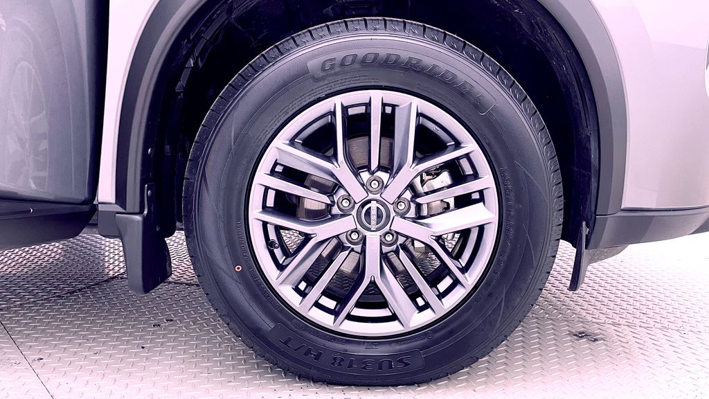 Nissan Rogue S 2025
