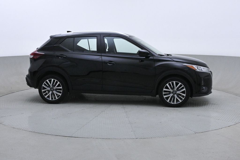 Nissan Kicks SV 2024